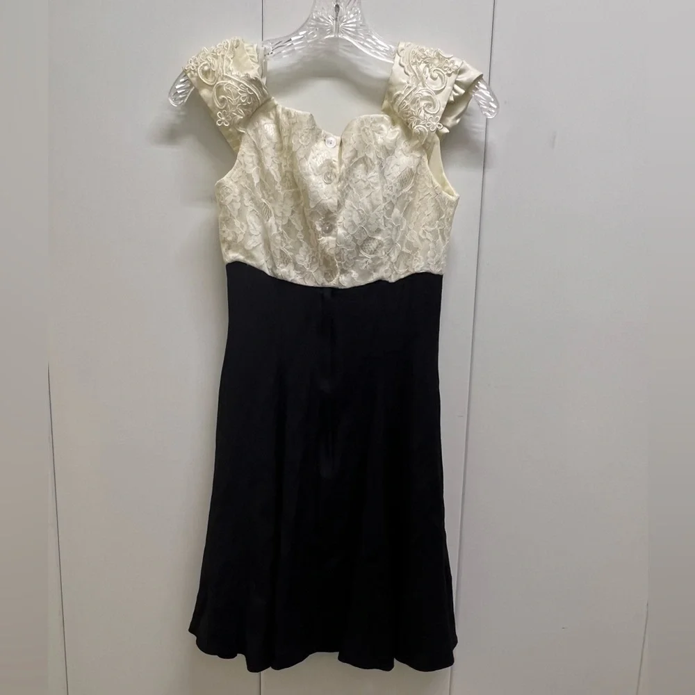 Great Condition Jessica McClintock Juniors Formal Dress - Picture 3 of 5
